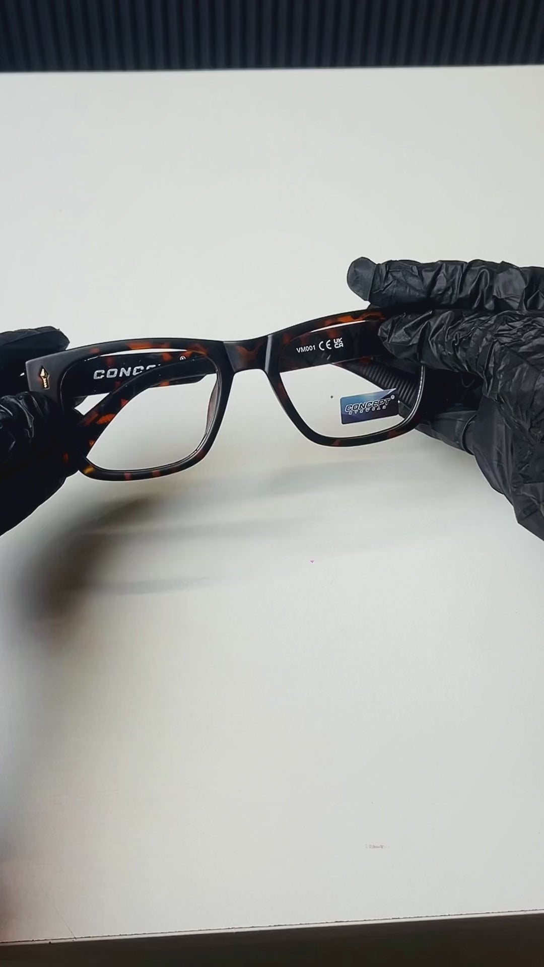 OS26 DAWN series video, 8 optical frames front, detail and side views